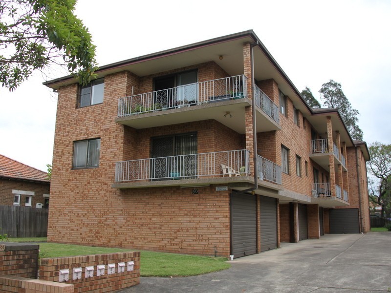 5/30 Sixth Ave, Campsie NSW 2194
