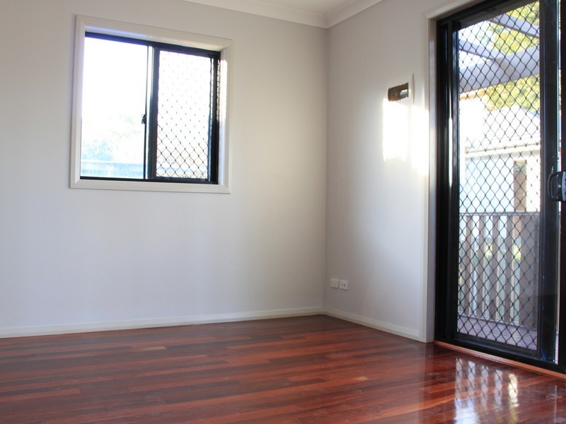 2/36 Vicliffe Ave, Campsie NSW 2194