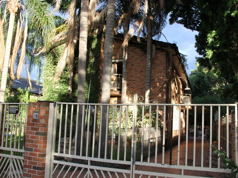 54 Blenheim St, Croydon Park NSW 2133