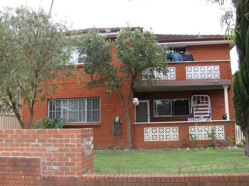 6/14 Beamish St, Campsie NSW 2194