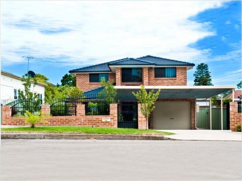 12a Gordon St, Campsie NSW 2194
