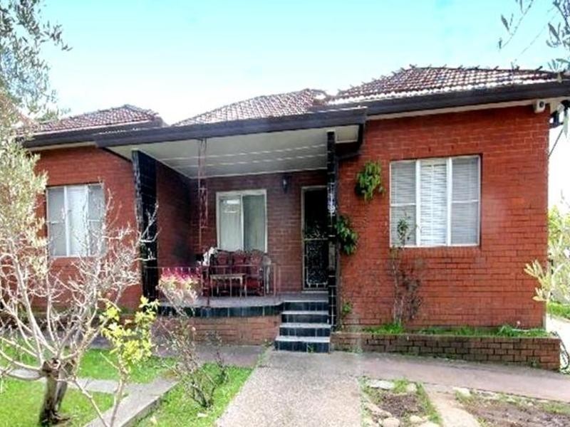 20 Hoskin Ave, Bankstown NSW 2200