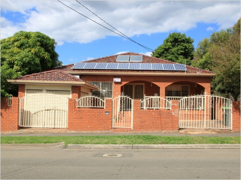 6a Evaline St, Campsie NSW 2194