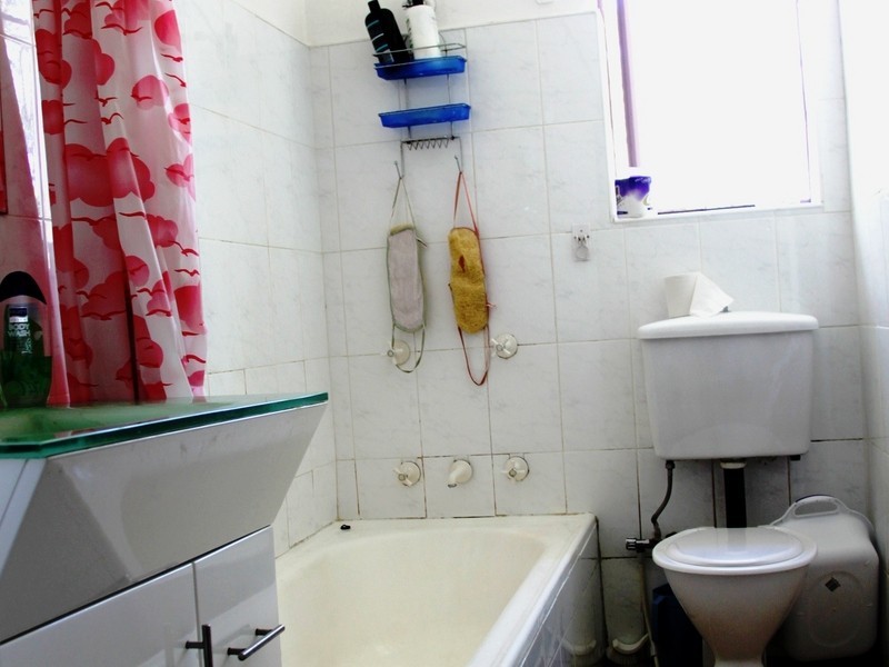 297 King Georges Rd, Roselands NSW 2196