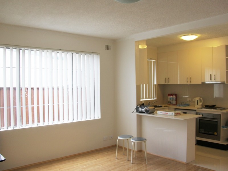 1/2 Third Ave, Campsie NSW 2194