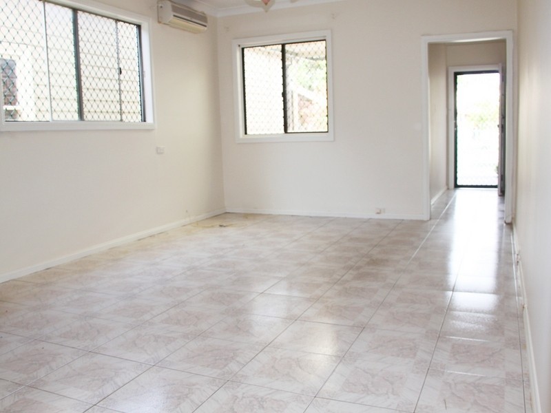 62 Moore St, Campsie NSW 2194