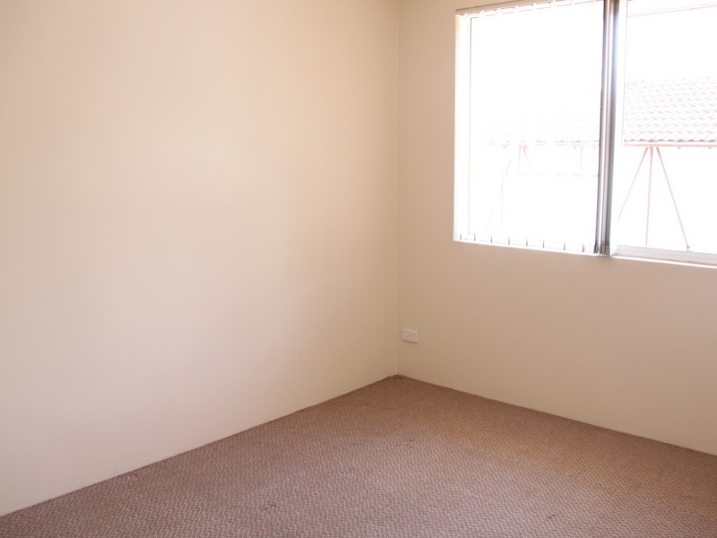 8/53 Second Ave, Campsie NSW 2194