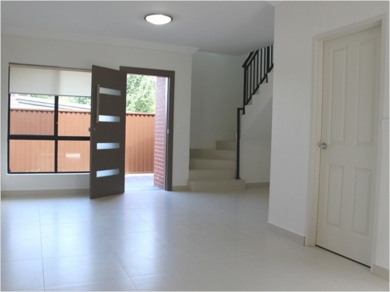 13 Park St, Campsie NSW 2194