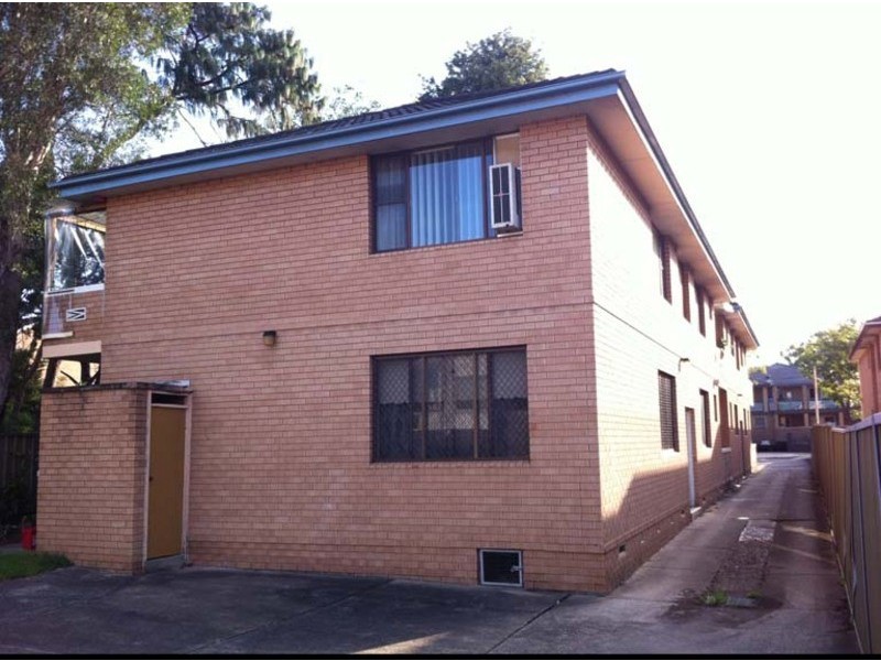 7/25 Sixth Ave, Campsie NSW 2194