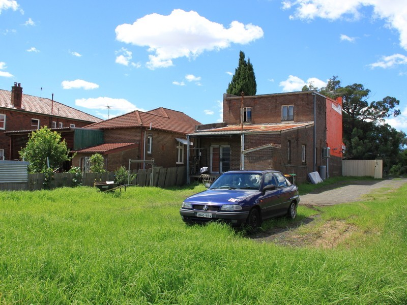 322 Beamish St, Campsie NSW 2194