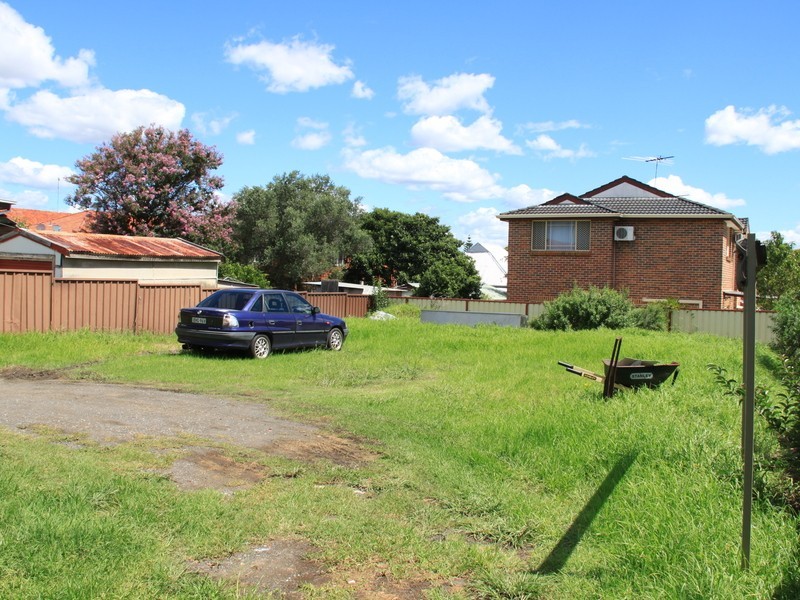 322 Beamish St, Campsie NSW 2194