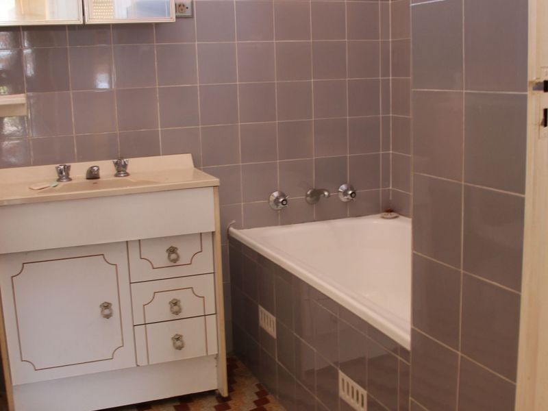 8 Cowper Street, Campsie NSW 2194