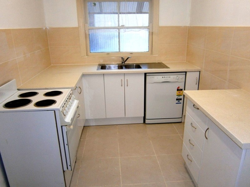 6 Morgan St, Earlwood NSW 2206