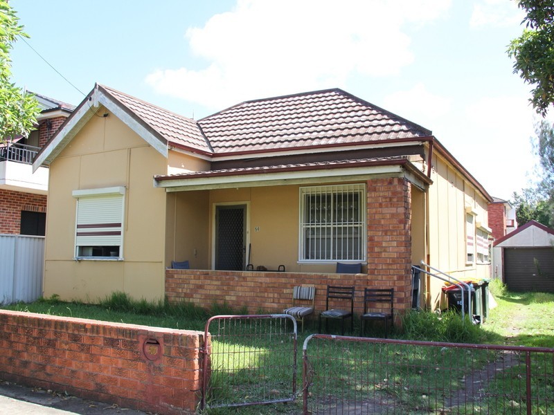 56  Fourth Ave, Campsie NSW 2194