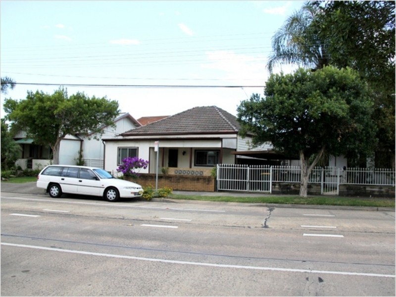 133 Brighton Ave, Campsie NSW 2194