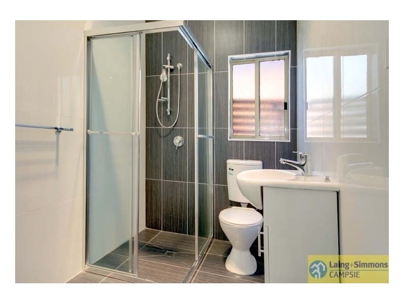 1 Moreton St, Lakemba NSW 2195