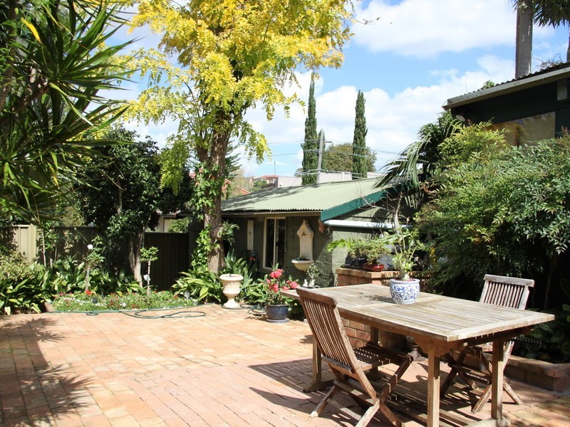 46 Riverview Rd, Earlwood NSW 2206