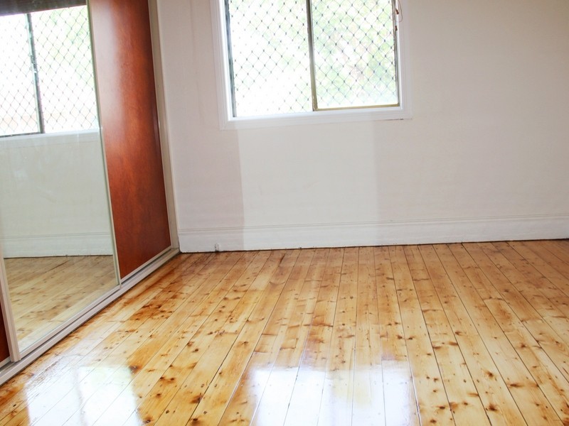 62 Moore St, Campsie NSW 2194