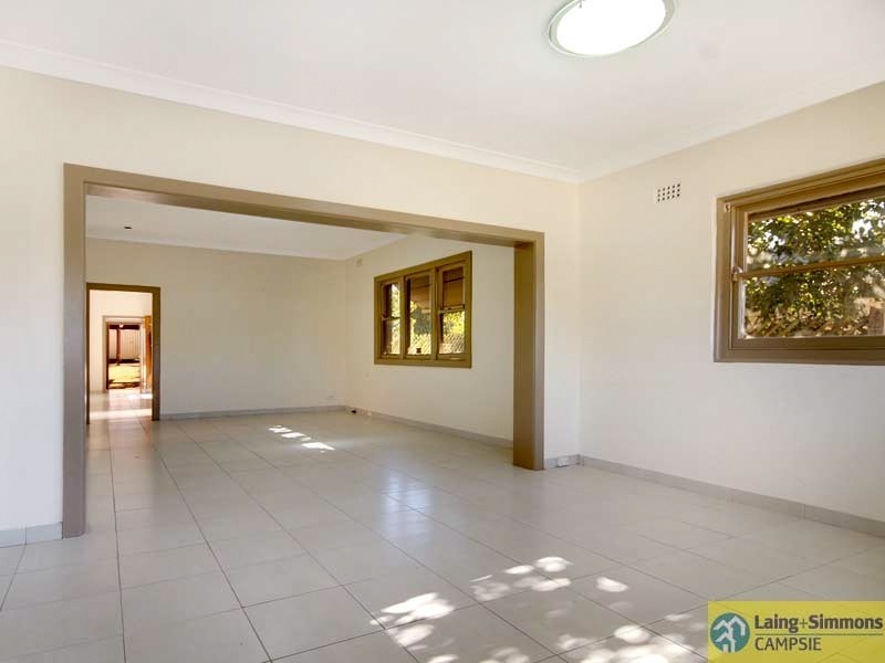 25 Fore St, Canterbury NSW 2193