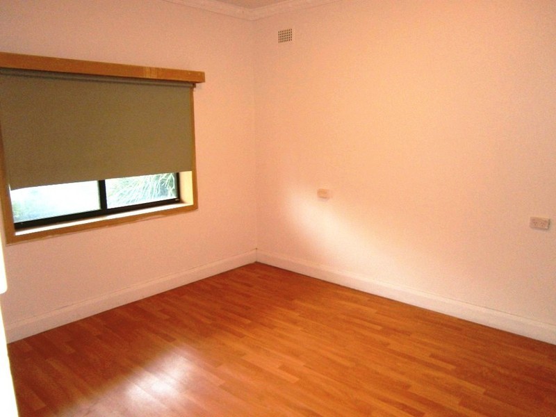 6 Morgan St, Earlwood NSW 2206