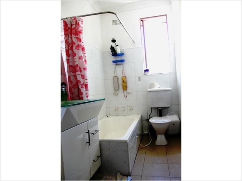 297 King Georges Rd, Roselands NSW 2196