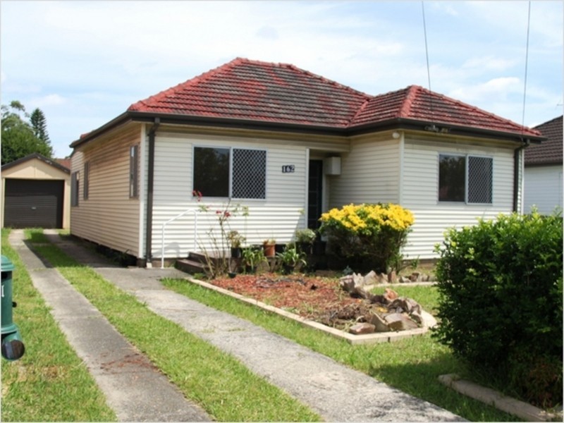 162 Noble ave, Greenacre NSW 2190