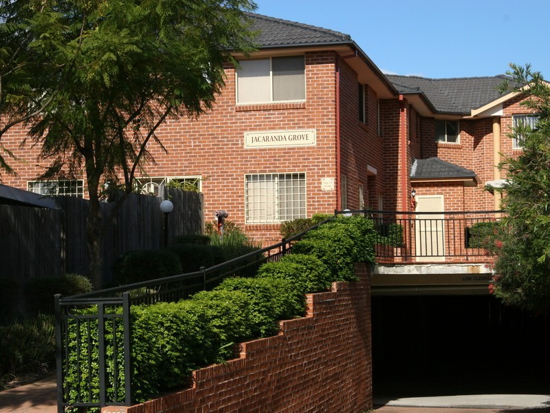 76 Ninth Ave, Campsie NSW 2194