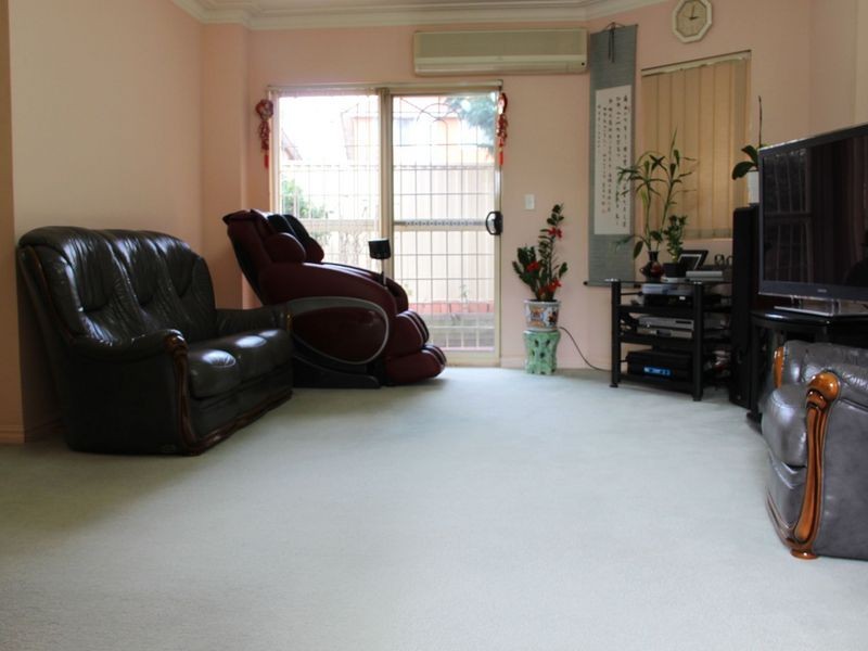 76 Ninth Ave, Campsie NSW 2194