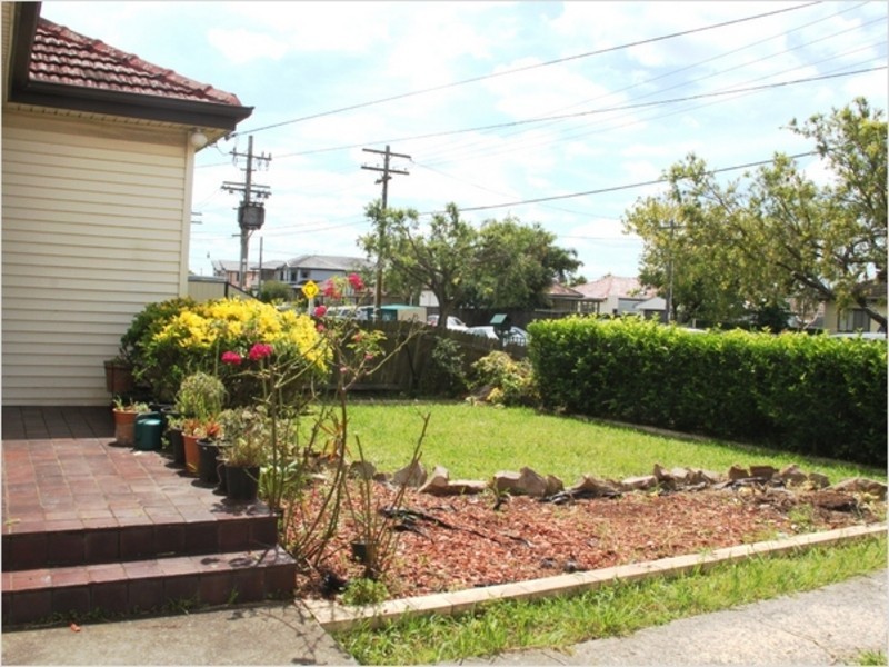 162 Noble ave, Greenacre NSW 2190