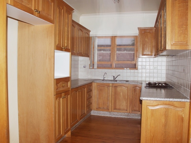 10 Fletcher st, Campsie NSW 2194