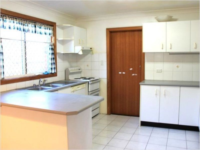 1/152A Hillcrest Ave, Greenacre NSW 2190