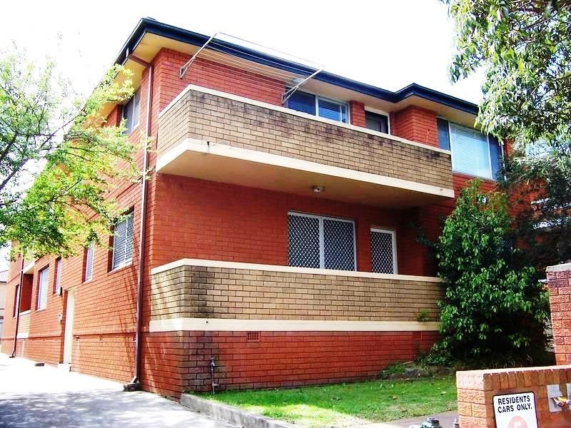 79 Knox St, Belmore NSW 2192