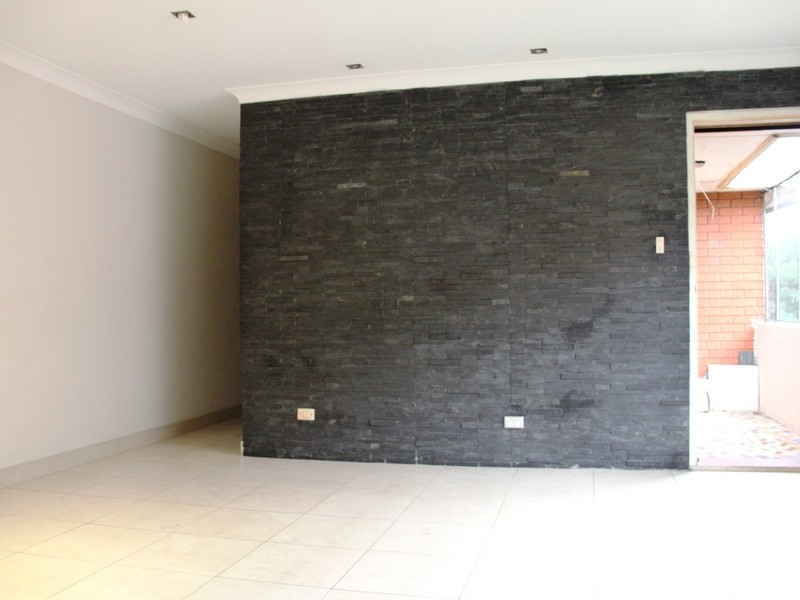 79 Knox St, Belmore NSW 2192