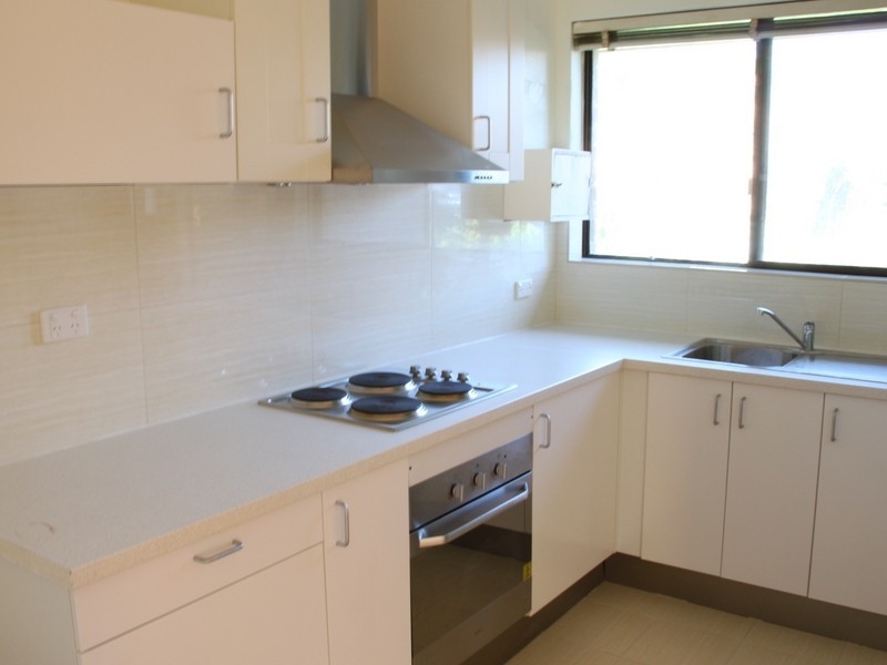 25 Sixth Ave, Campsie NSW 2194