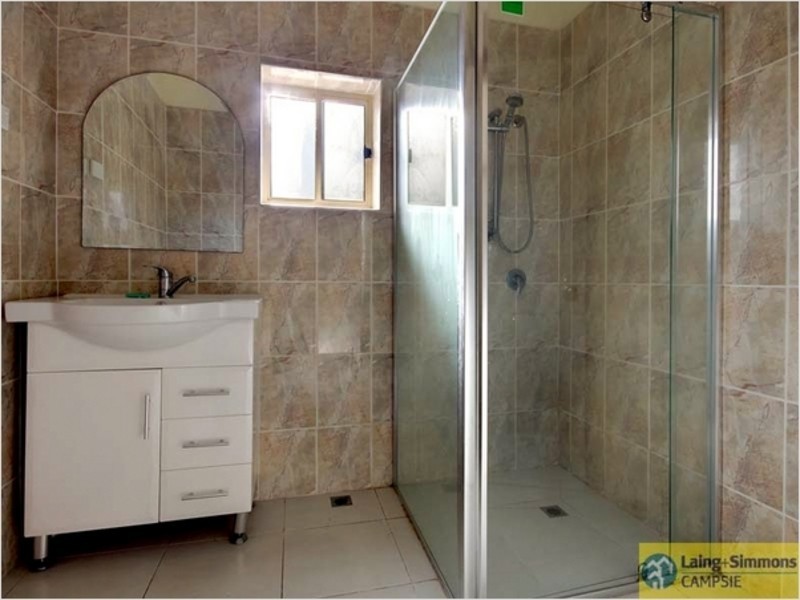 25 FORE ST, Canterbury NSW 2193