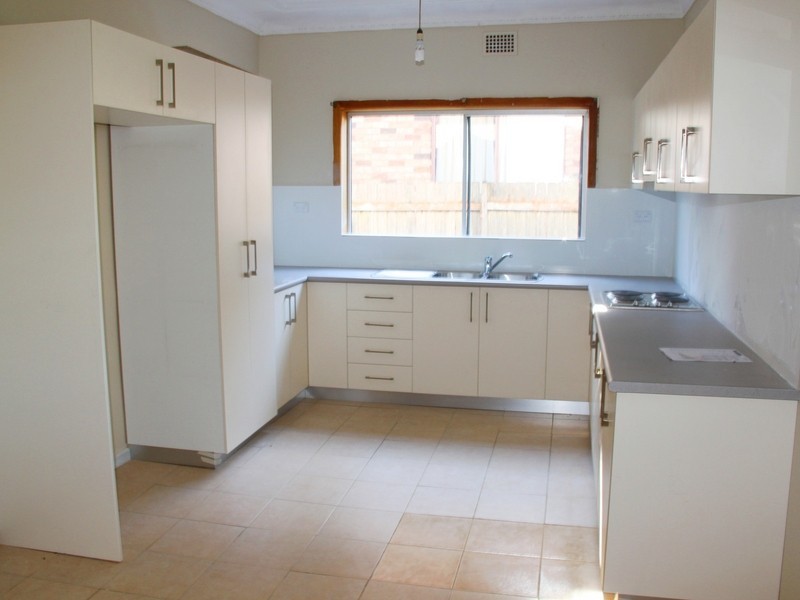 12 Mons St, Condell Park NSW 2200