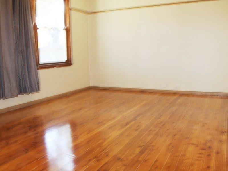 12 Mons St, Condell Park NSW 2200