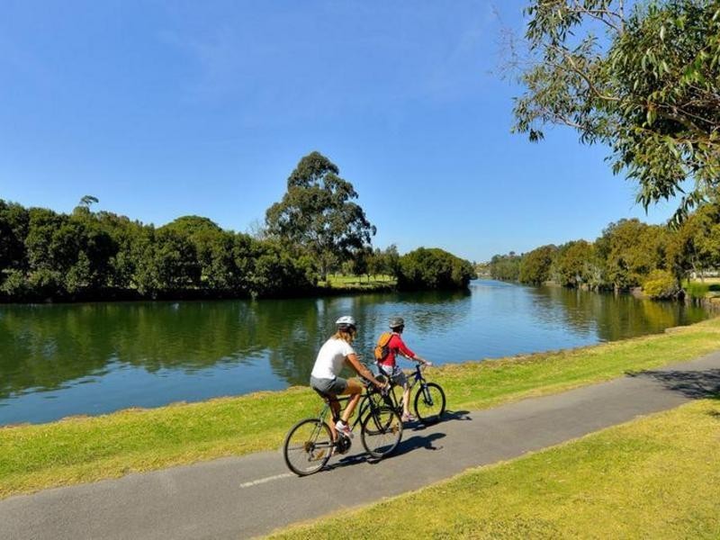 16 Gordon St, Campsie NSW 2194