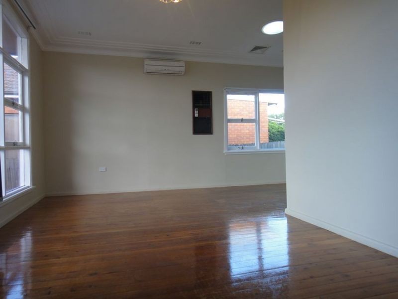 3 Marina Crs, Greenacre NSW 2190