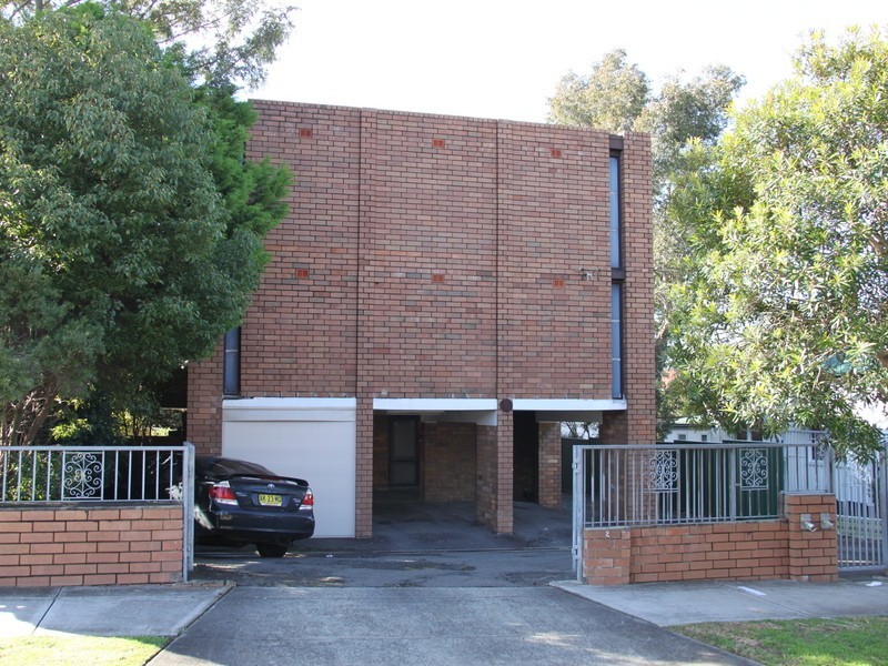 2 Gould Street, Campsie NSW 2194