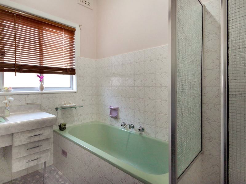 27 Sherlock Ave, Panania NSW 2213