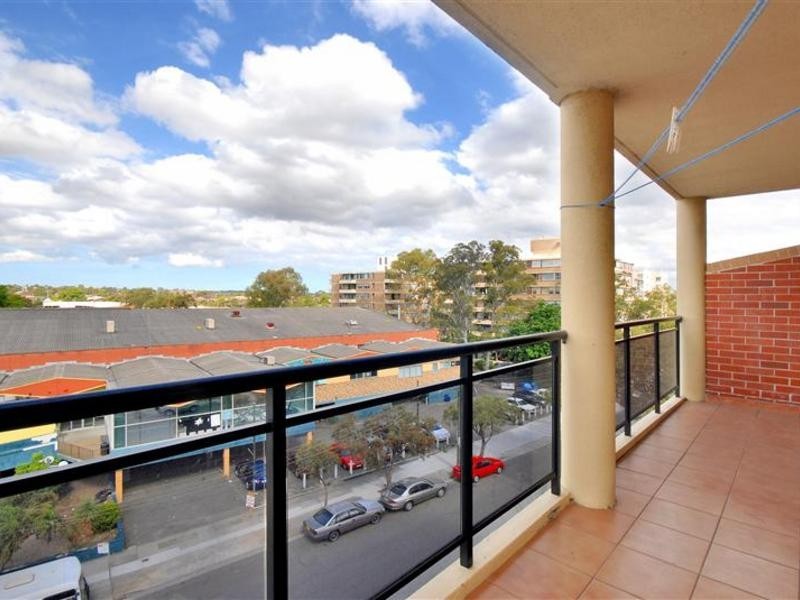 Apartment/3 West Tce, Bankstown NSW 2200