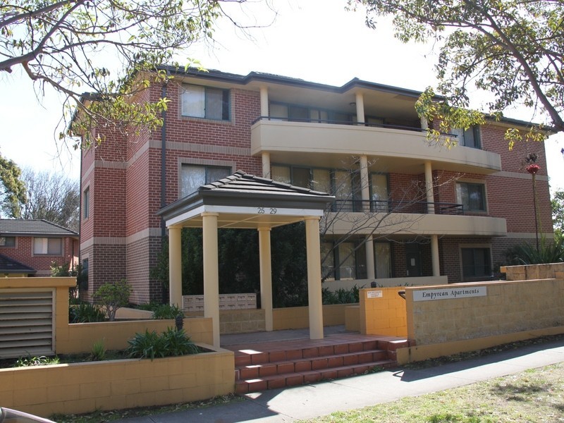 11/25 Seventh Ave, Campsie NSW 2194