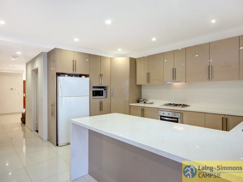 34  Wesley St, Greenacre NSW 2190