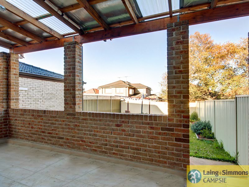 34  Wesley St, Greenacre NSW 2190
