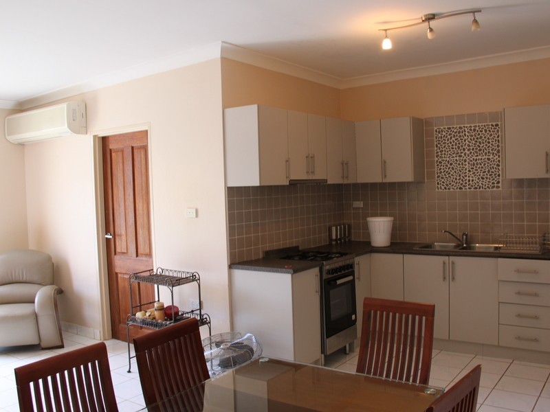 82  Park st, Campsie NSW 2194