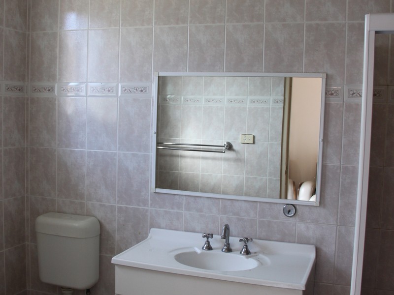 82  Park st, Campsie NSW 2194