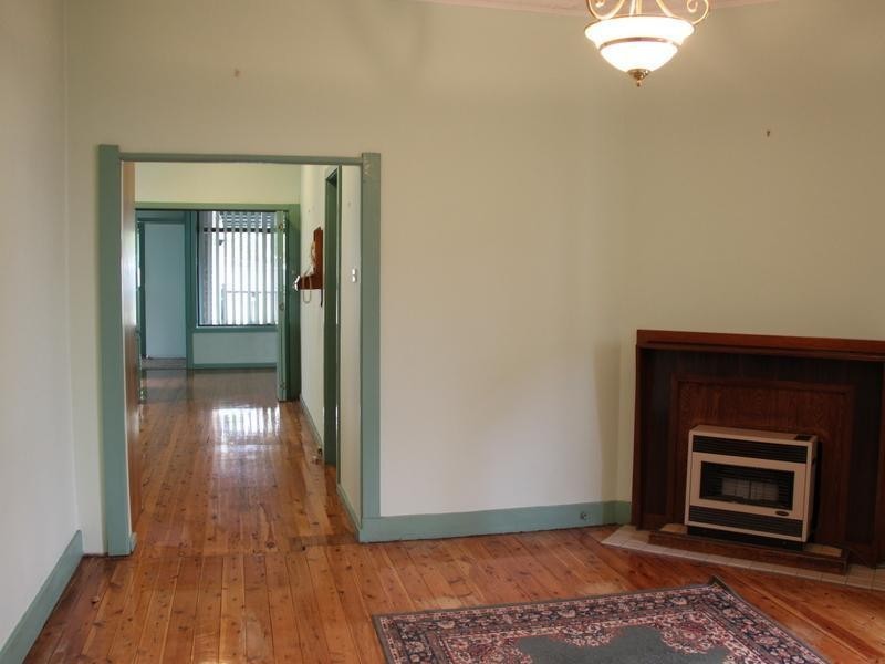 101 seventh ave, Campsie NSW 2194