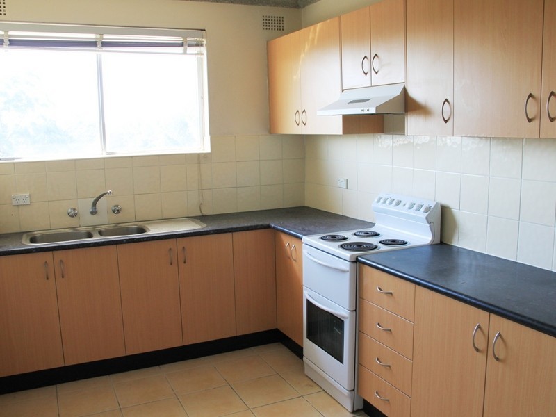 62 Fourth Ave, Campsie NSW 2194