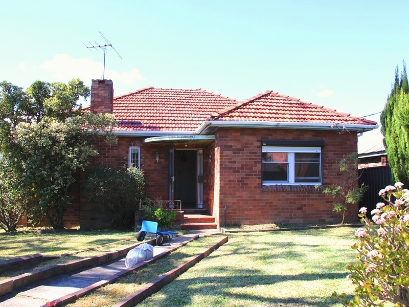 590 Homer Street, Kingsgrove NSW 2208